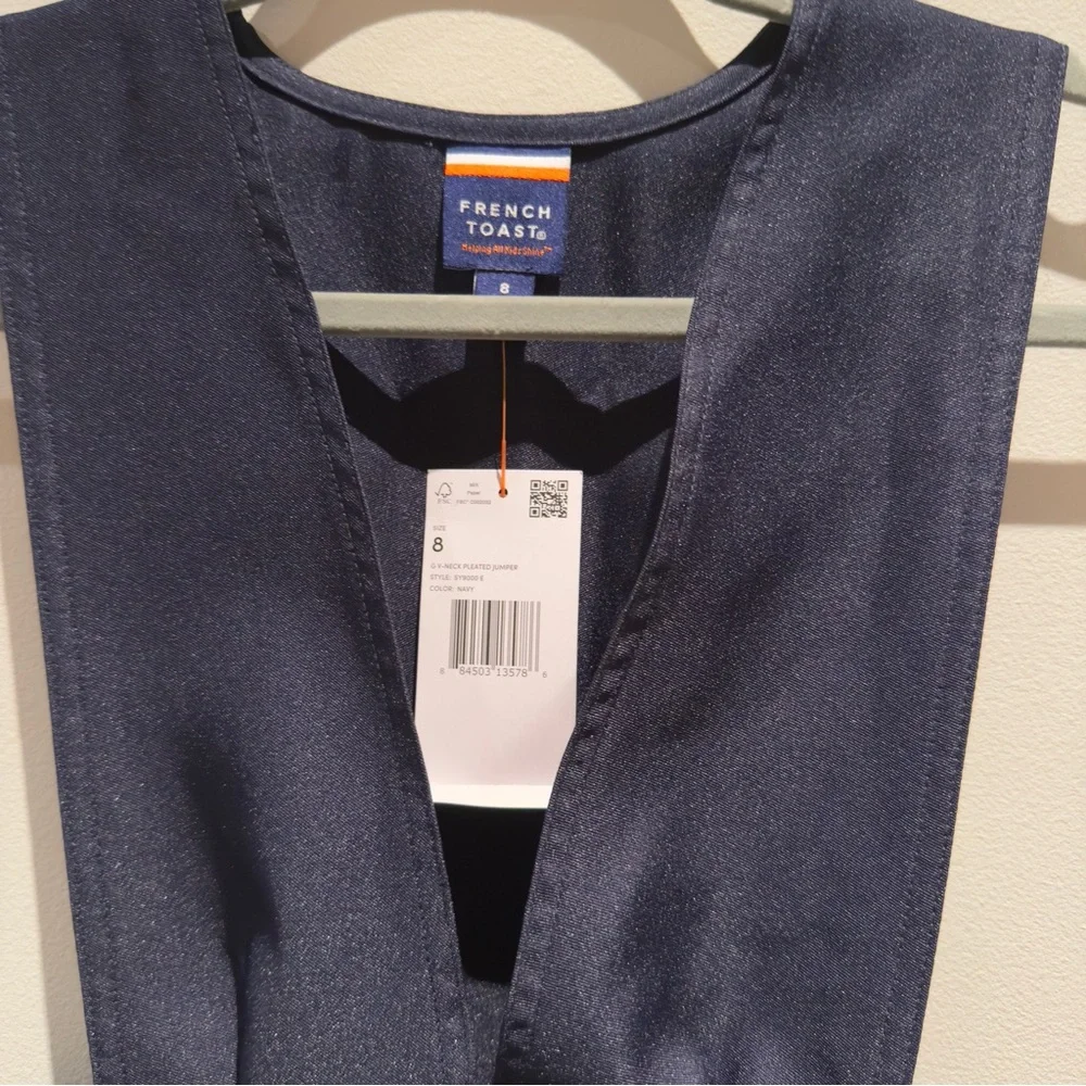 NWT- French Toast Navy Pleated Girls Dress Uniform Size 8